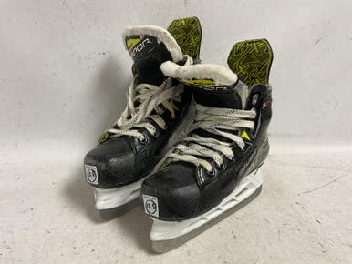 Used Bauer Vapor 3x Youth Hockey Skate White Black Yellow Youth 13.5 11855-s000204856