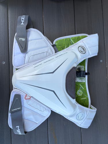 Large Adult Maverik M5 Shoulder Pads (Used)