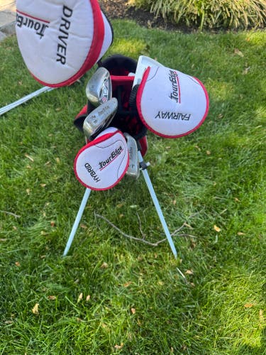 Junior Tour Edge Bazooka Right Handed Clubs (Full Set) Junior 7 Pieces (Used)