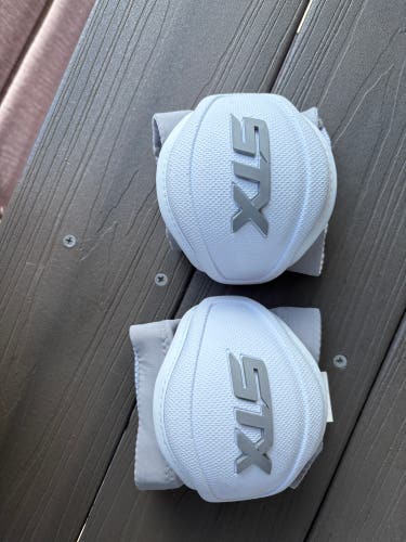 Medium Adult STX Stallion 1k Arm Pads (New)