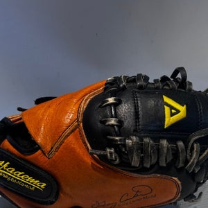 Akadema RH Catcher's AGC 98 Baseball Glove 32" (Used)