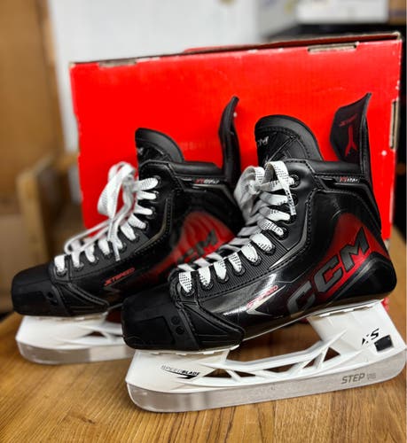 CCM JetSpeed FT890 Hockey Skates - Senior 8.5 / Wide (Like New)