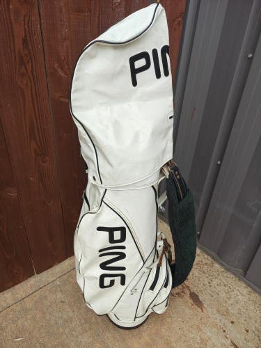 Vintage PING Golf Club Bag Leather/Vinyl White Black 4 Way Divider Raincover