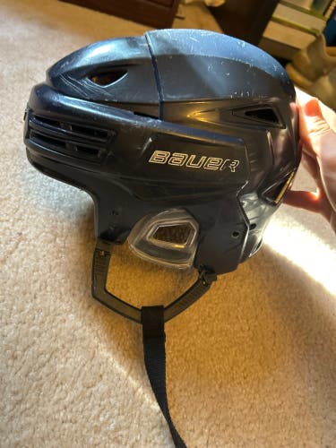 Small Bauer Re-Akt 200 Helmet (Used)