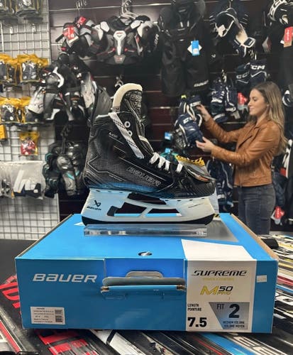 2024 Bauer Supreme M50 Pro Hockey Skates Regular Width 7.5 (New)