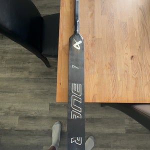 Senior Bauer Vapor Hyperlite 2 Regular Goalie Stick 26" Paddle (Used)