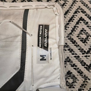Medium Bauer Goalie Leg Pads (Used)