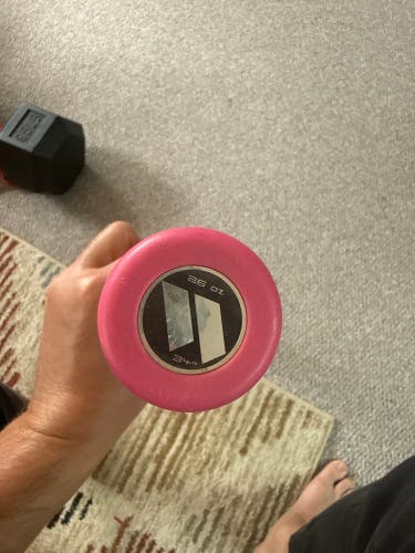 2018 Worth Highlighter Bat (-8) 26 oz 34" (Used)