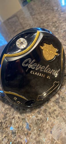 Men's 2013 Cleveland Classic XL Right Handed Driver Regular Flex 9 Loft Graphite Shaft (Used)