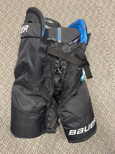 Intermediate Large Bauer HP Perf Hockey Pants (New)