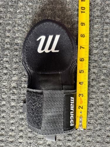 Black Junior Marucci Sliding Mitt (Used)