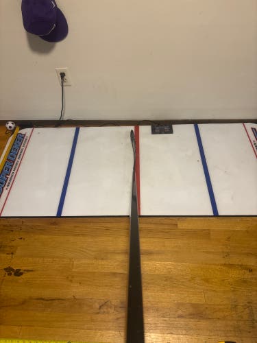 Senior Bauer Proto-R Right Handed Hockey Stick P92 70 Flex Pro Stock (Used)