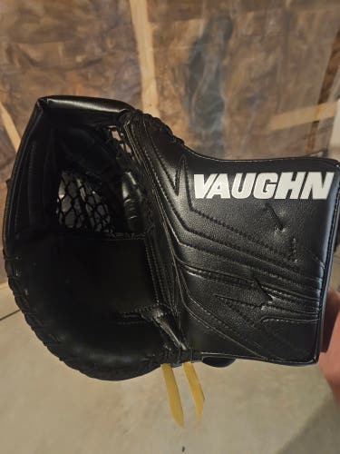 Vaughn SLR4 Pro Carbon  glove set Full Right (New)