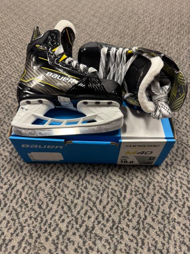 Bauer Supreme M40 Hockey Skates Regular Width 10 (New)