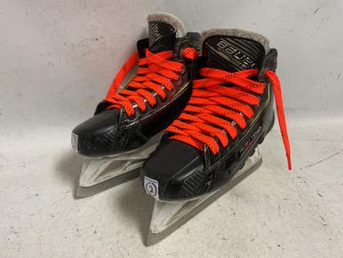 Used Bauer Elite Junior Goalie Skate Black And Neon Green Junior 02 11855-s000204904