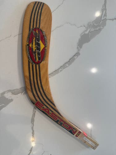 Easton Left Hand Stick Blade (New)