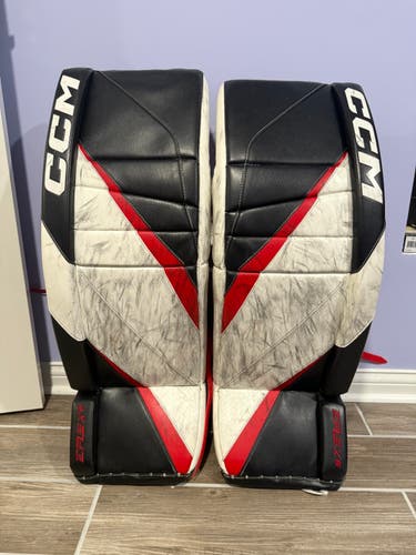 33" CCM EFlex 6 Regular Goalie Full Set Pro Stock (Used)