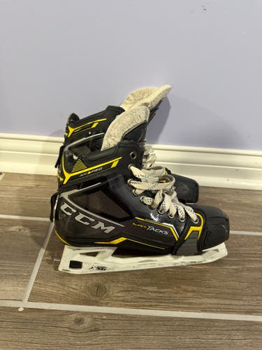 CCM Super Tacks AS3 Pro Hockey Goalie Skates Regular Width Pro Stock 5.5 (Used)
