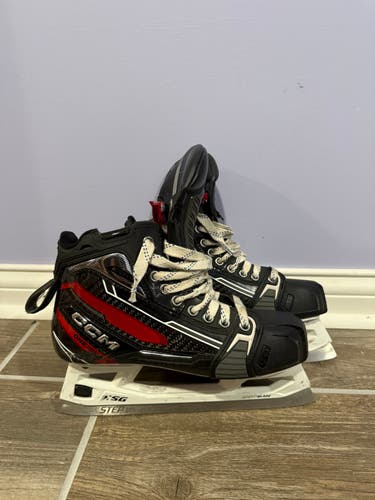 CCM EFlex Pro Hockey Goalie Skates Regular Width Pro Stock Size 6 (Used)
