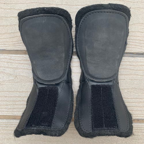 True VH Black Met-Guard Felt Replacement Tongues Medium For 6-8.5 Skates *Read Full Description*