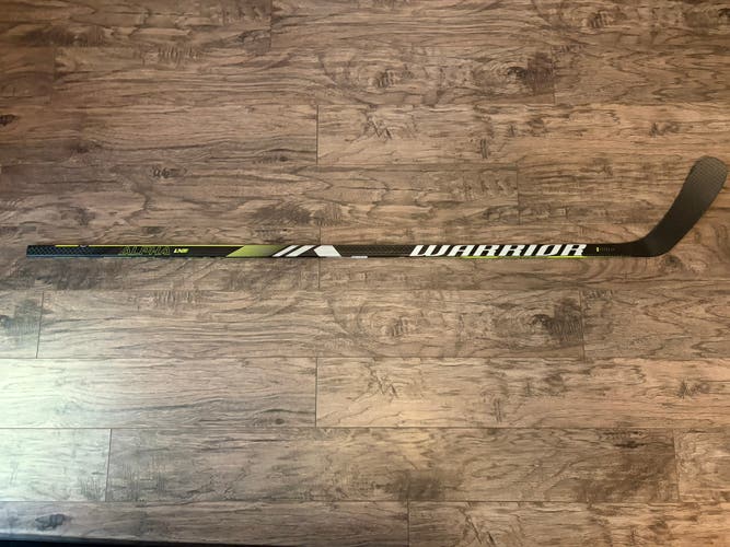 Senior Warrior Alpha LX2 Left Hand Hockey Stick W03 75 Flex (New)