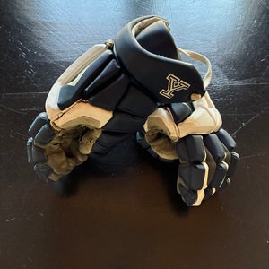 Yale Lacrosse Gloves - Blue (Game worn)