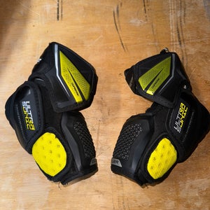 Intermediate Medium Bauer Supreme Ultrasonic Elbow Pads (Used)