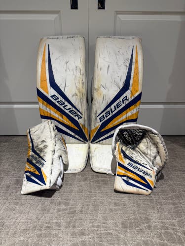 35" 2024 Bauer Hyperlite 2 DigiPrint Regular Goalie Full Set (Used)