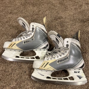 White 2012 Bauer Supreme One.9 Hockey Skates Regular Width 8 (Used)