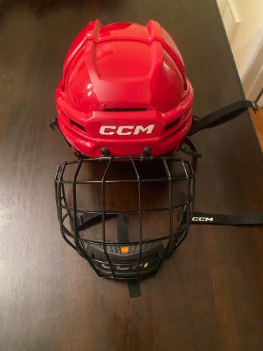 Small CCM Tacks 720 Helmet Pro Stock (New)