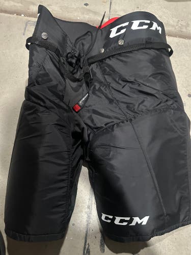 Men's Senior XL CCM JetSpeed Edge Hockey Pants (Used)
