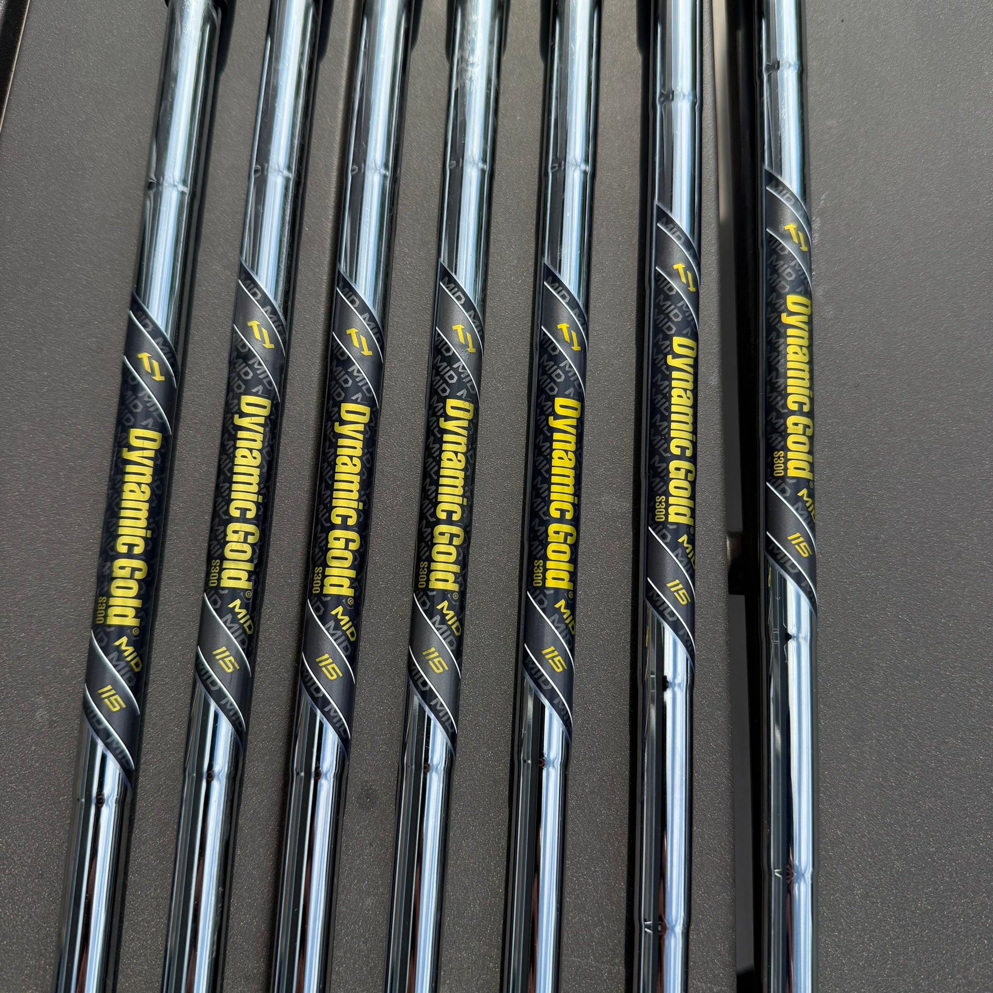 Srixon ZXi5 Forged Iron Set, 5i-AW, Dynamic Gold Mid 115 Stiff