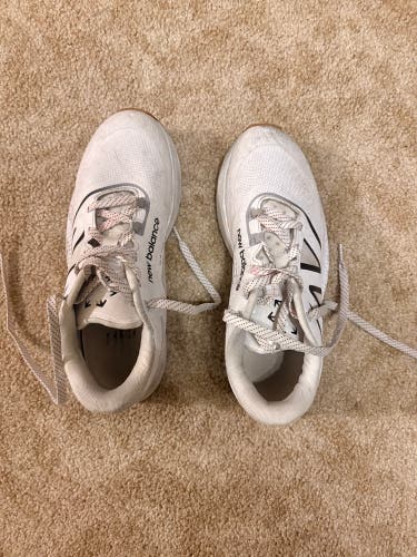 White Unisex Size M 9.0 (W 10.0) Adult New Balance Fresh Foam Turf 574 Shoes (Used)