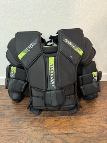 Lg Warrior Ritual X4 Pro+ Goalie Chest Protector