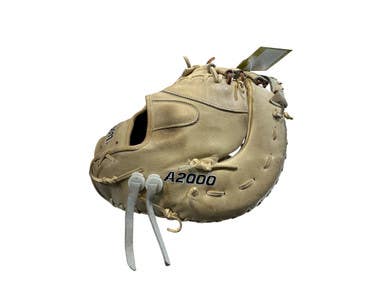 Used Wilson A2000 1679 Bb Sb First Base Lh Throw Tan 12 1 2" 11873-s000240078