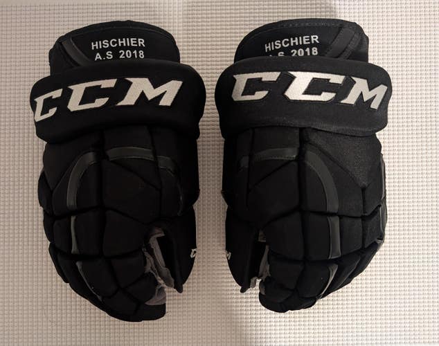CCM HG12XP Gloves Size 14 USED GREAT CONDITION