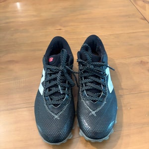 Black Unisex Size M 11.0 (W 12.0) Adult New Balance Freeze Low Top Molded Cleats (Used)