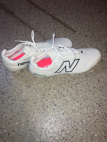 Unisex Size 13.0 (W 14.0) Adult New Balance Burn X4 Low Top (New)