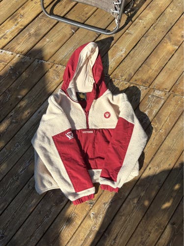 Women's XS Sweatshirt (Used)
