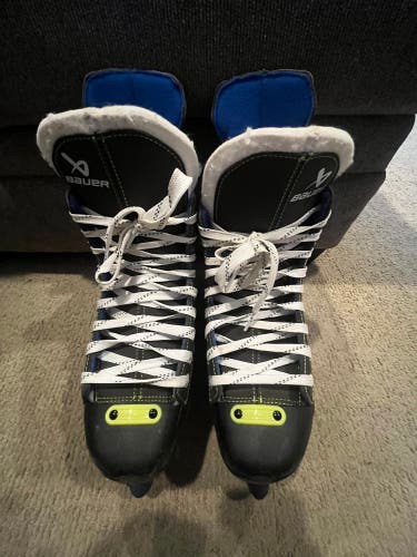Bauer Vapor Xr1 Inline Skates Regular Width Size 8 (Used)