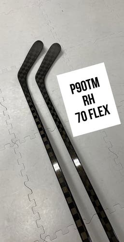 Senior(2x)Right P90TM 70 Flex ProBlackStock™ Unbranded Blackouts Pro Stock Hockey Sticks