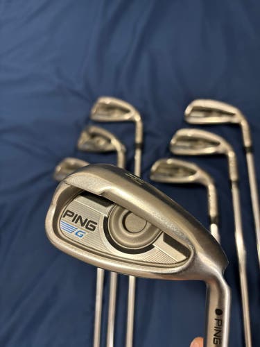 Right hand Ping G golf iron set 5-U black dot
