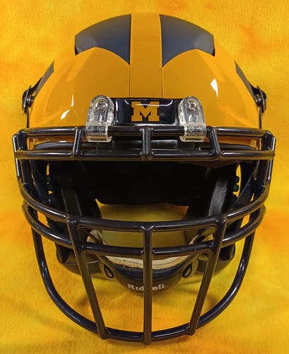 Michigan Wolverines fullsize Schutt Vengeance football helmet large READ Description