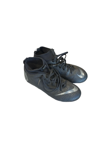 Used Nike Soccer Cleats Black Junior 01.5 11682-s000129914
