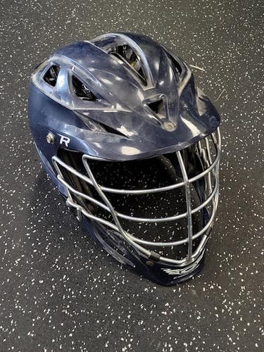 Used Cascade R Youth Lacrosse Helmet Navy Blue One Size 11849-s000040499