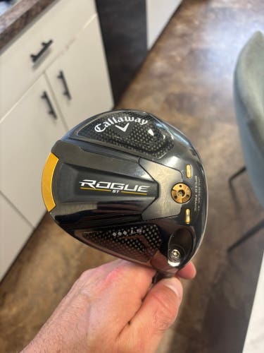 2022 Callaway Rogue ST Triple Diamond LS Right Handed Driver Stiff Flex 9 Loft (Used)