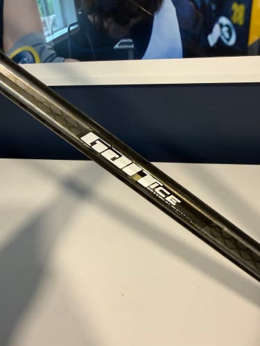 Gait Ice Shaft (Used)