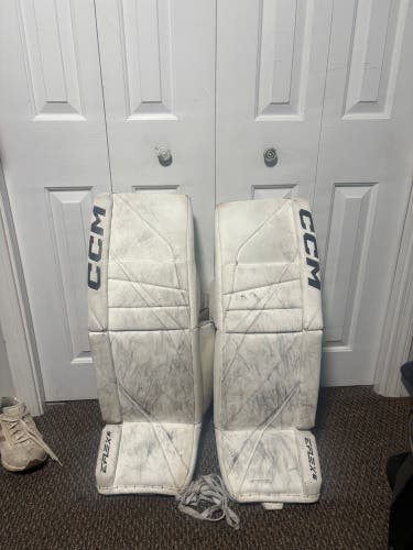 34" 2025 CCM EFlex 6 Goalie Leg Pads Pro Stock (Used)
