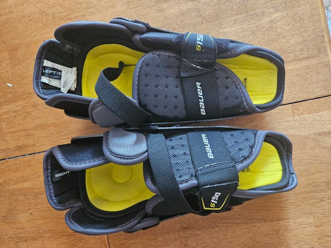 Junior Bauer Supreme 150 11" Shin Pads (Used)