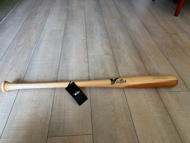 Victus MH17 Birch BBCOR Certified Bat (-3) 29 oz 32" (New)